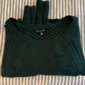 American Eagle Cable Knit Sweater Large